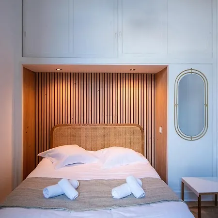 Grand 6 Voyageurs * Lilla