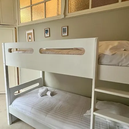 Grand 6 Voyageurs Apartment *