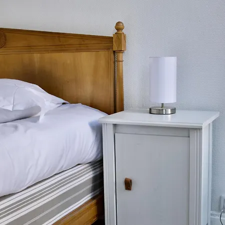 Grand 6 Voyageurs Lilla